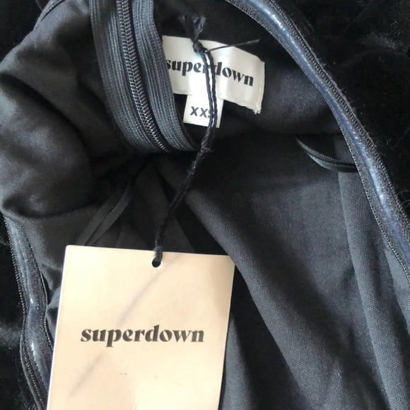 Revolve Superdown Xandra velvet jumpsuit, NWT, size XXS - Picture 4 of 6